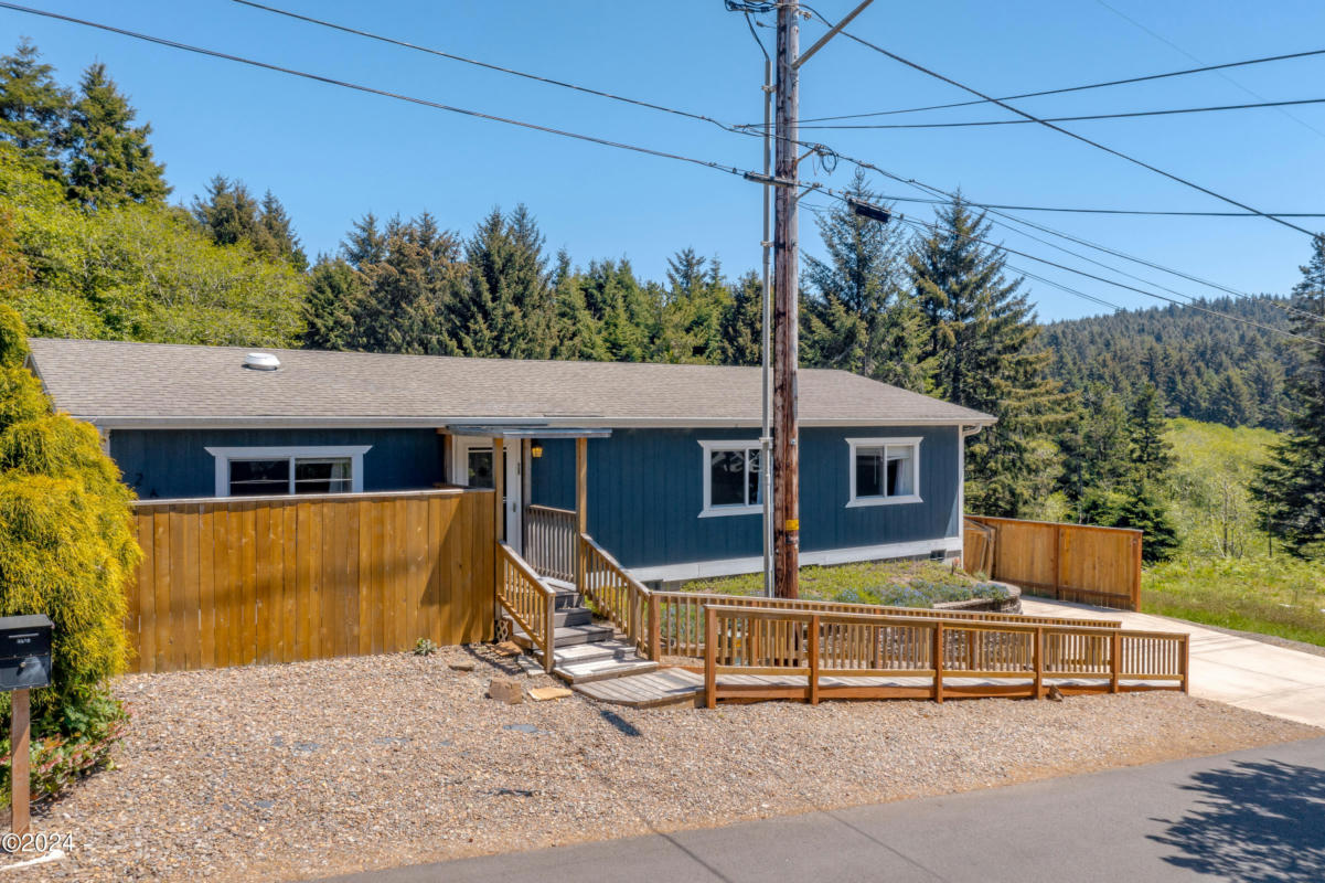 2678 SW DUNE AVE, LINCOLN CITY, OR 97367, photo 1 of 32