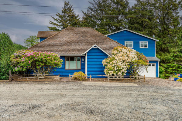 1127 S PINE ST, NEWPORT, OR 97365 - Image 1