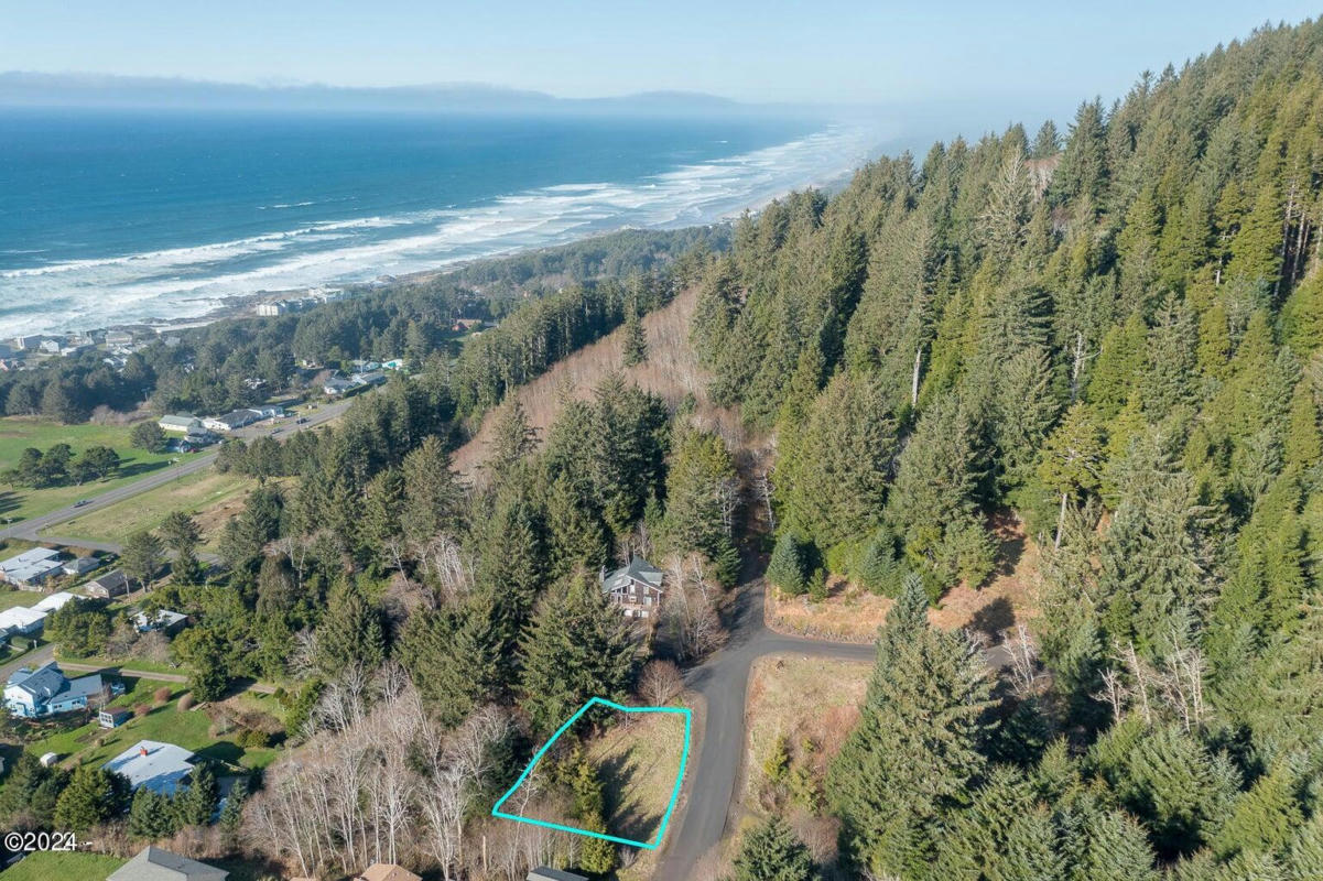 212 CHIEF ALBERT DR, YACHATS, OR 97498, photo 1 of 15