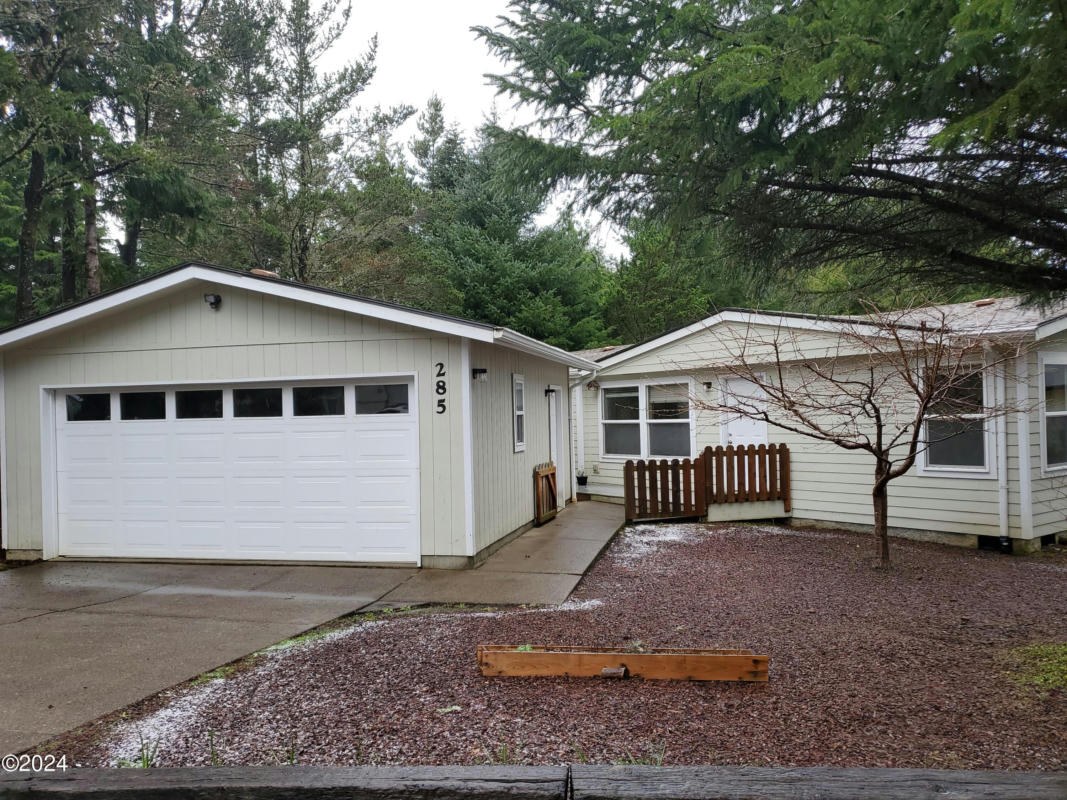 285 SEAGROVE LOOP, LINCOLN CITY, OR 97367, photo 1 of 13